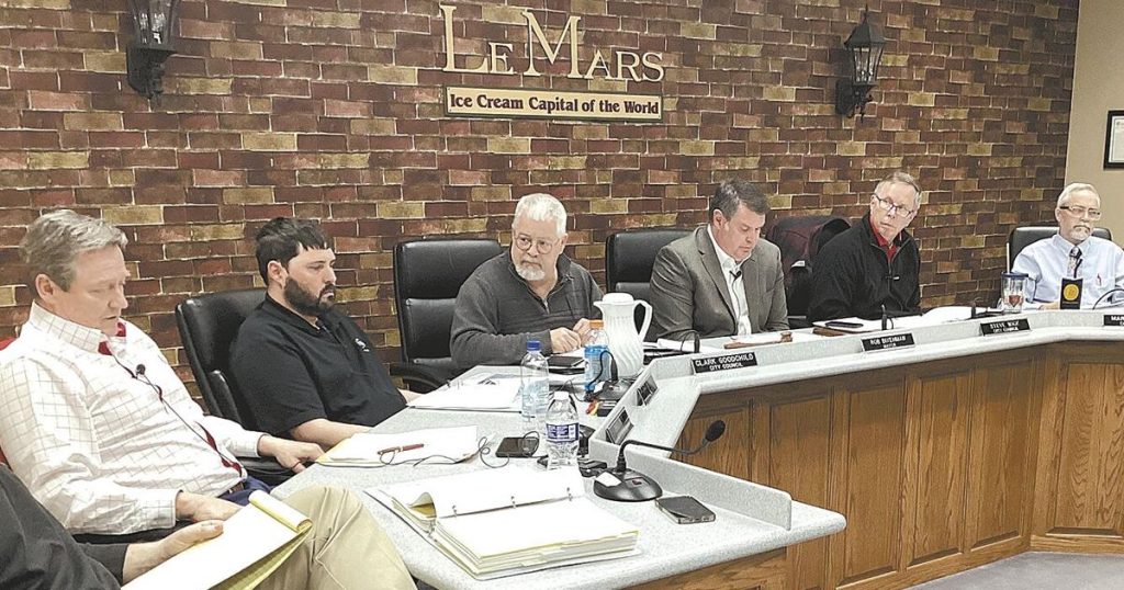 Le Mars City Council Extends Tax Abatement for Apartment Complexes
