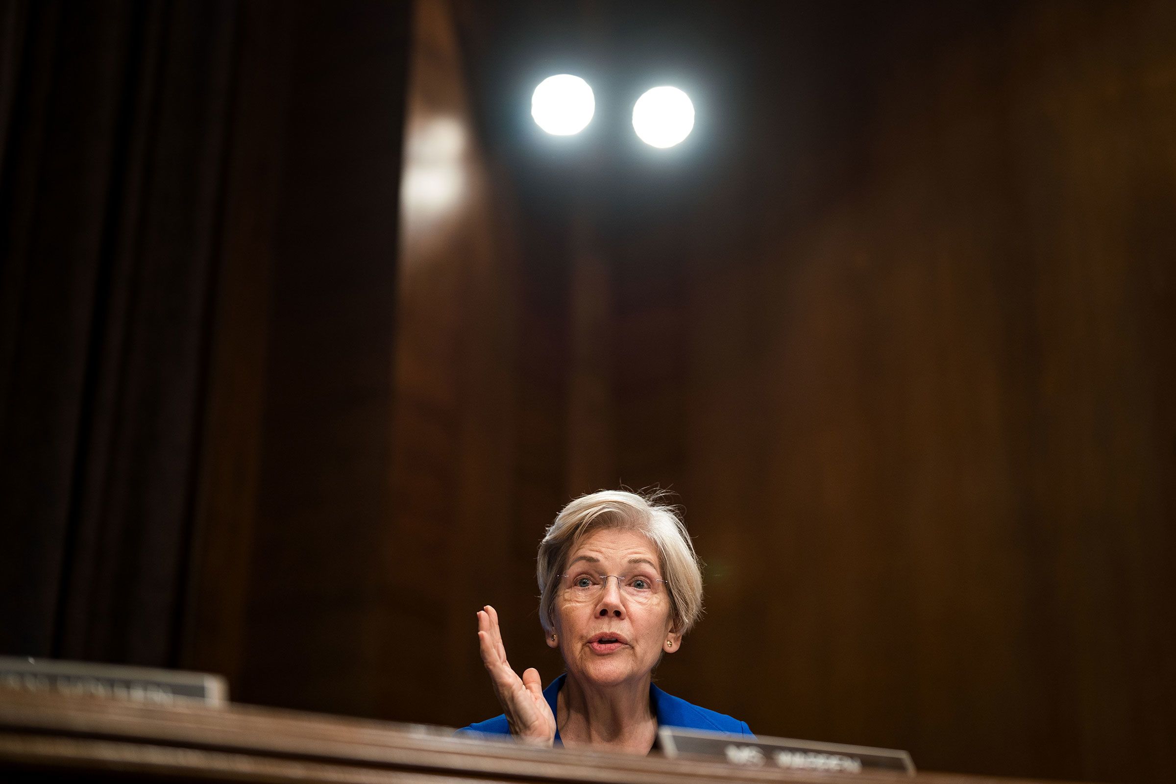 Elizabeth Warren Calls for Congressional Hearing on MOHELA's Mishandling of Student Loans