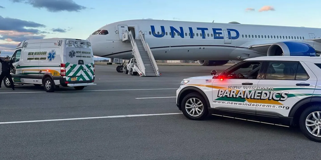 United Airlines Flight Encounters Severe Turbulence: Seven Passengers Hospitalized