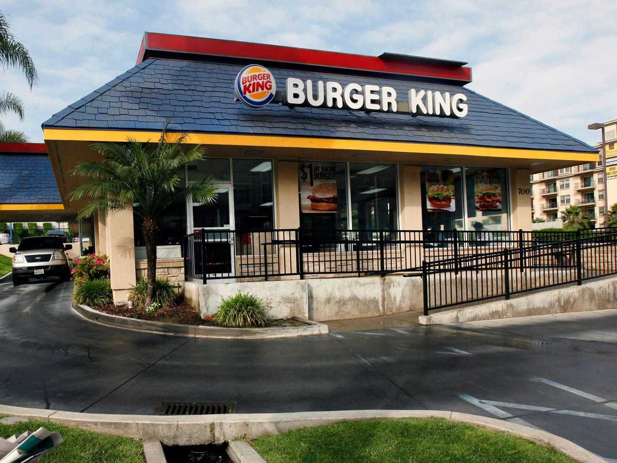 Ohio Police Seek Suspect Brandishing Gun at Burger King Drive-Thru