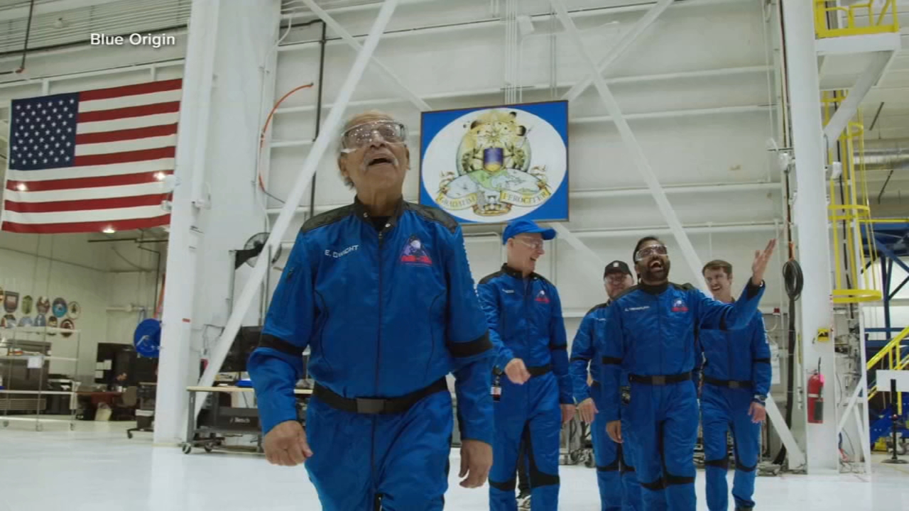Blue Origin Returns to Space, Six Tourists Become Astronauts