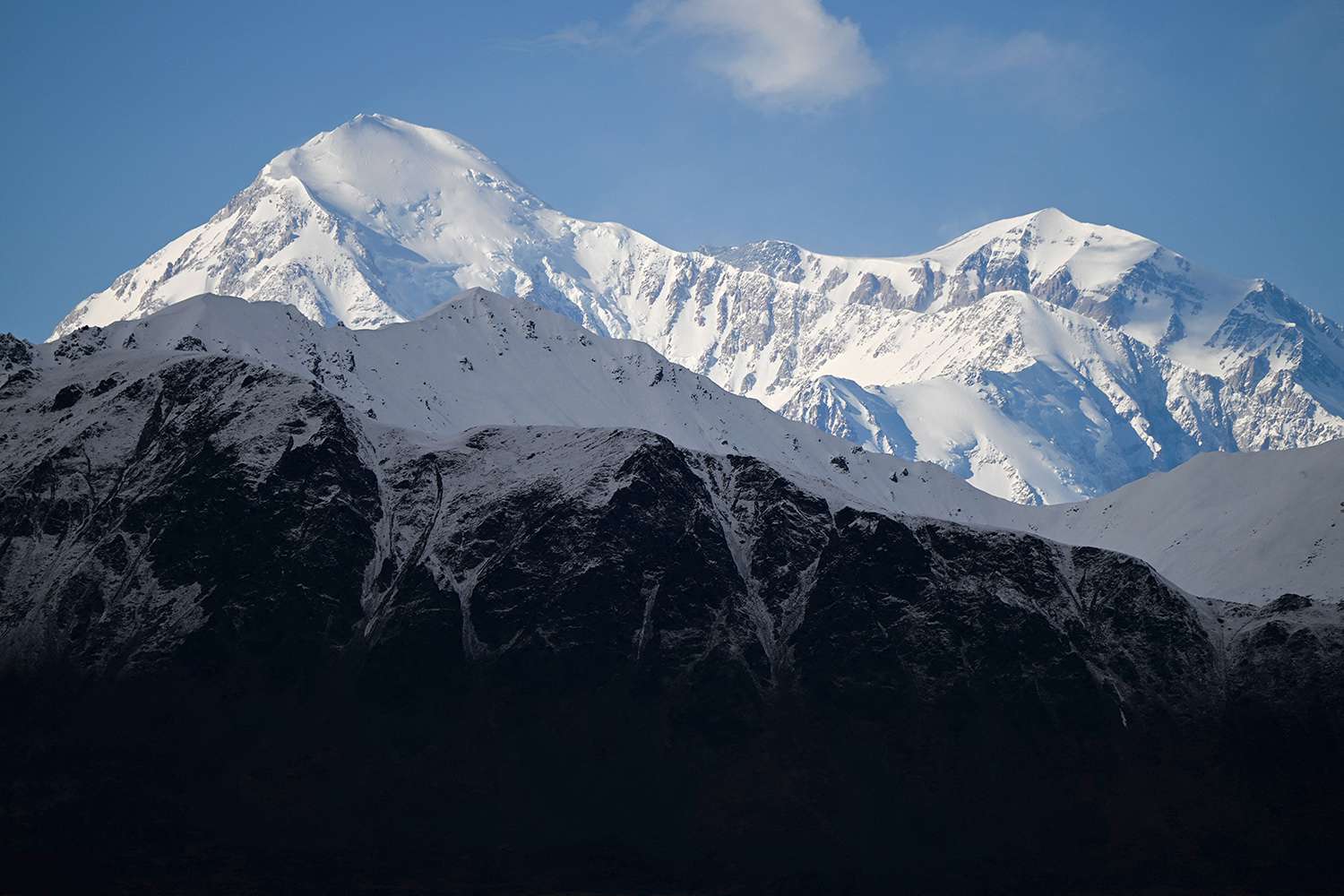 Treacherous Rescue Mission Underway for Stranded Climbers on Denali