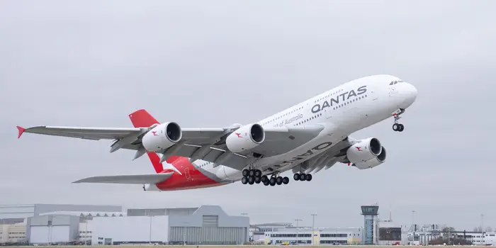 Qantas to Pay $79 Million for Selling Tickets on Cancelled Flights