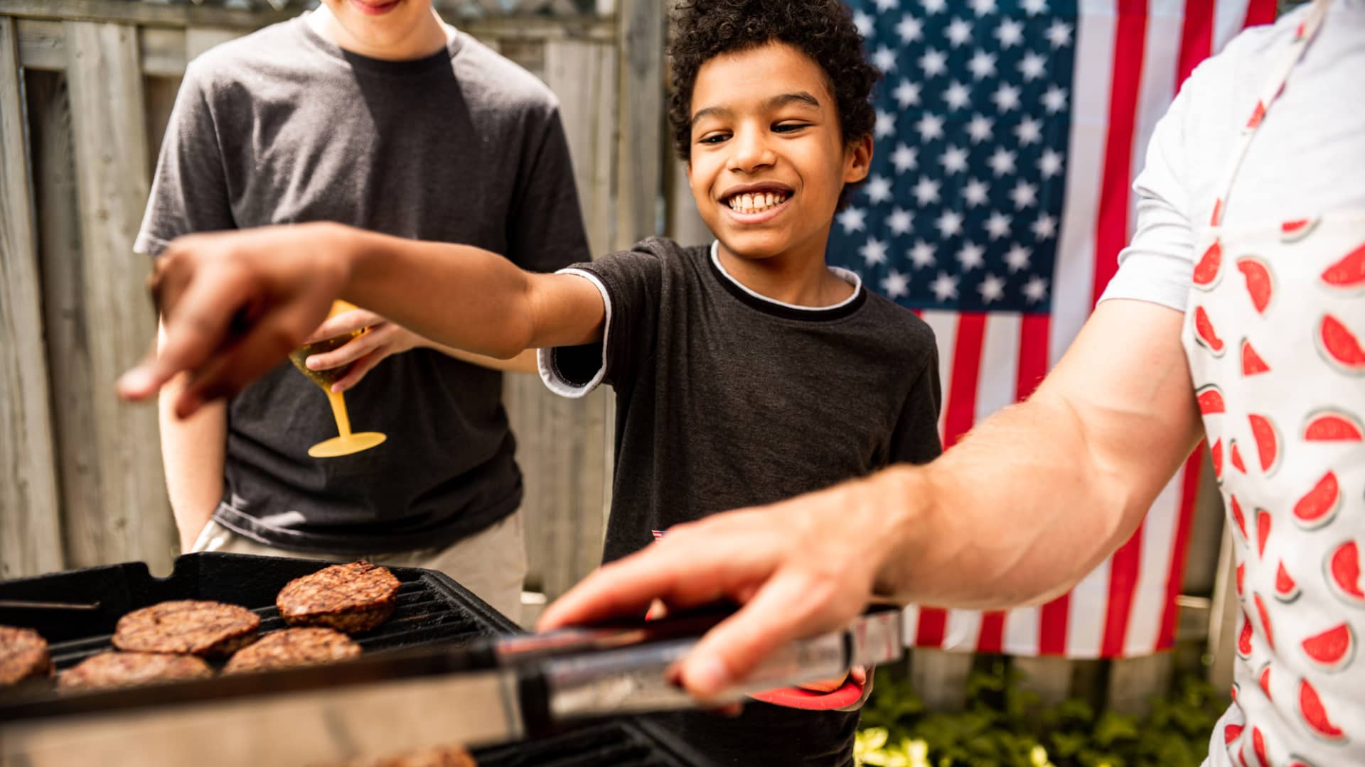 Celebrating Fourth of July: Home-Cooked Savings vs. Restaurant Costs