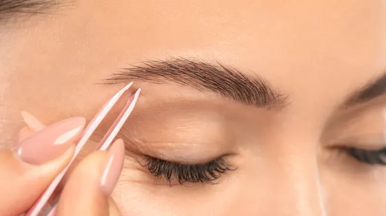 What is the Viral TikTok "Eyebrow Blindness" Trend All About?