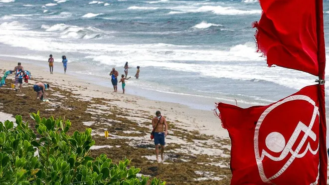 Beach Visitors Advised Not To Overlook The "Double Red Flags"
