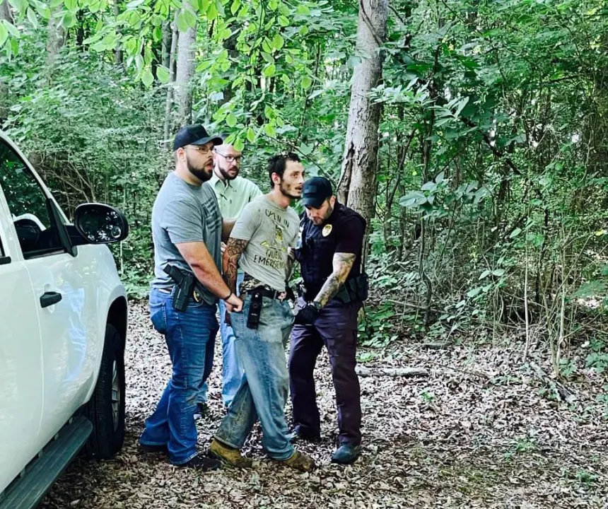 Two Arrested After Stolen Truck Found in White Pine, Tennessee