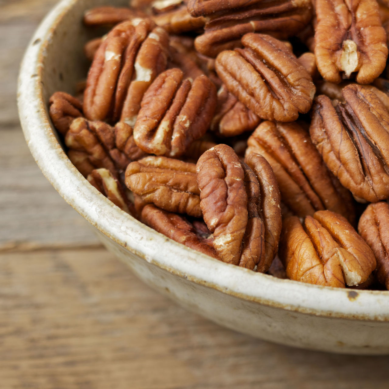 The Versatility and Health Benefits of Pecans: A Nutrient-Packed Powerhouse