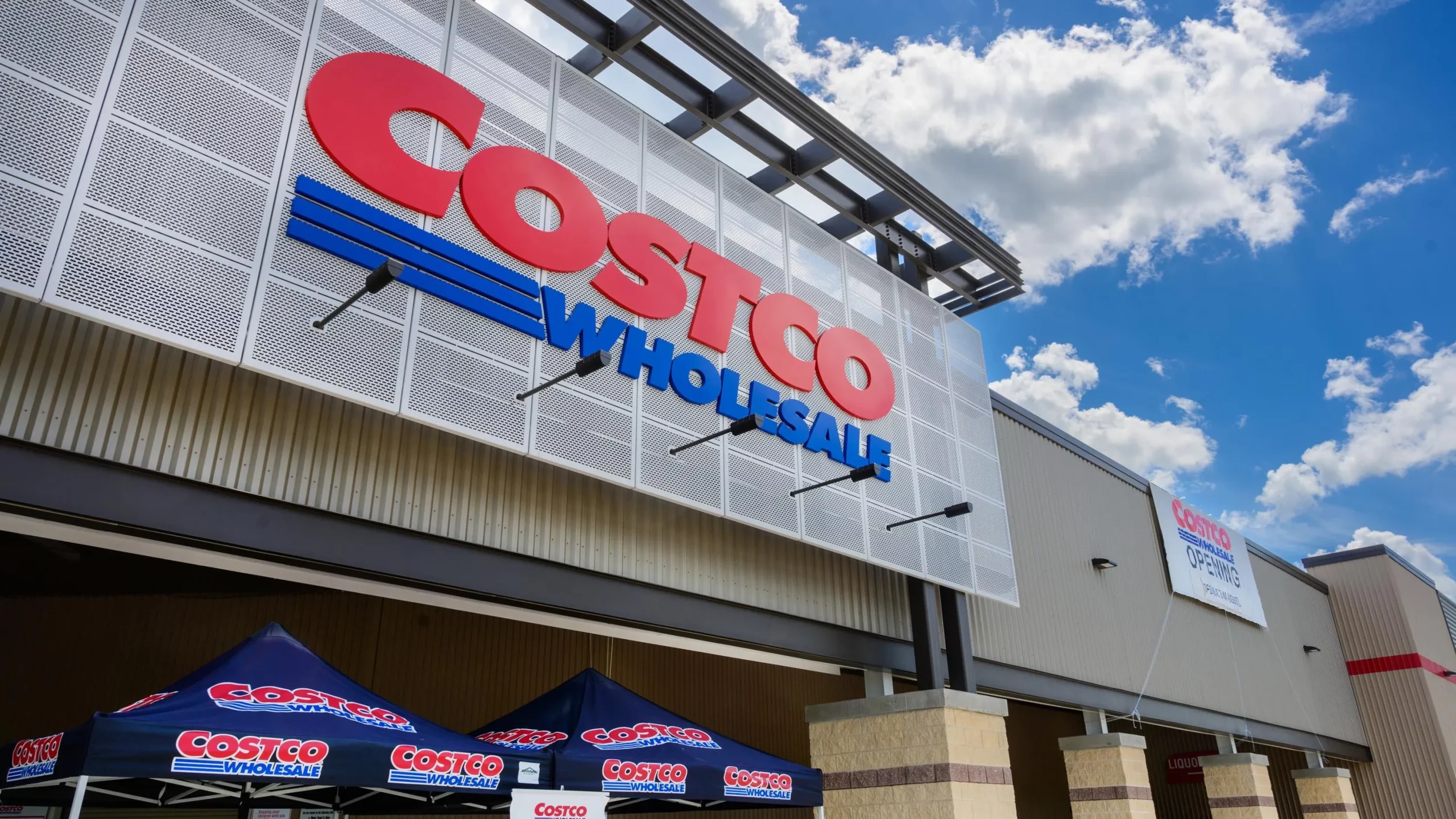 Costco Cups Go Viral for the Wrong Reason