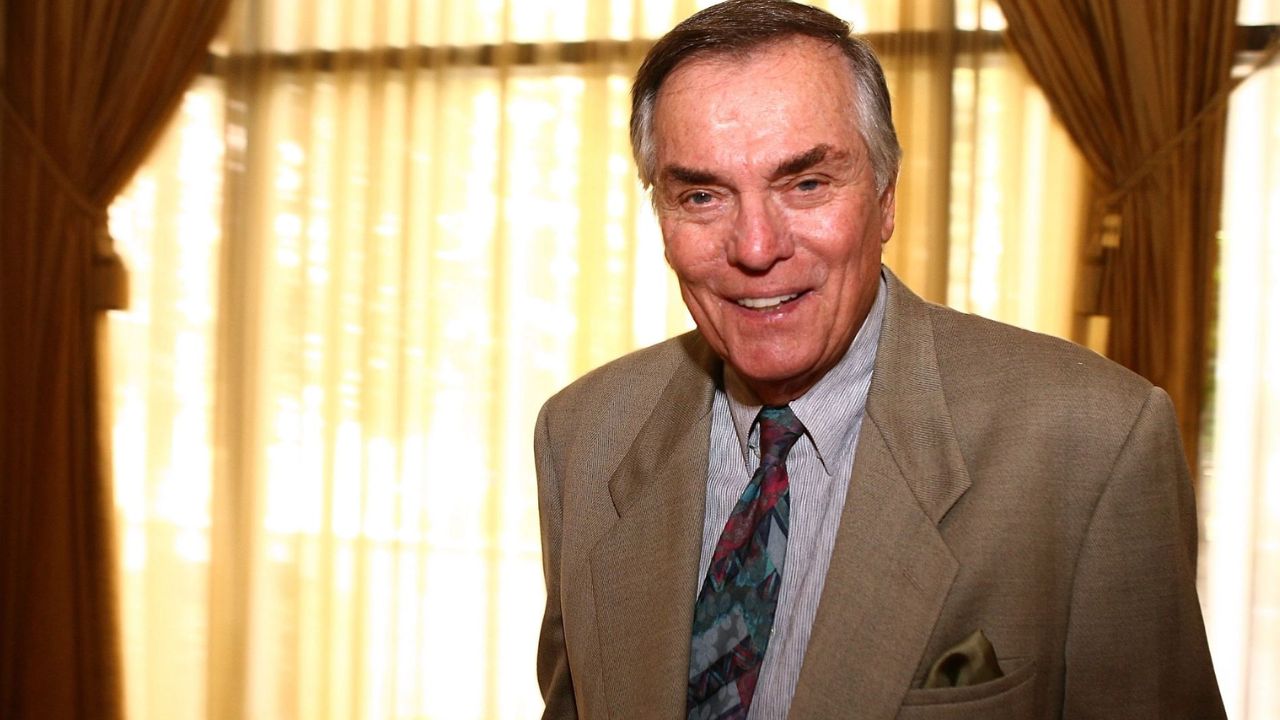 Host of “The Hollywood Squares” Peter Marshall Dies At 98