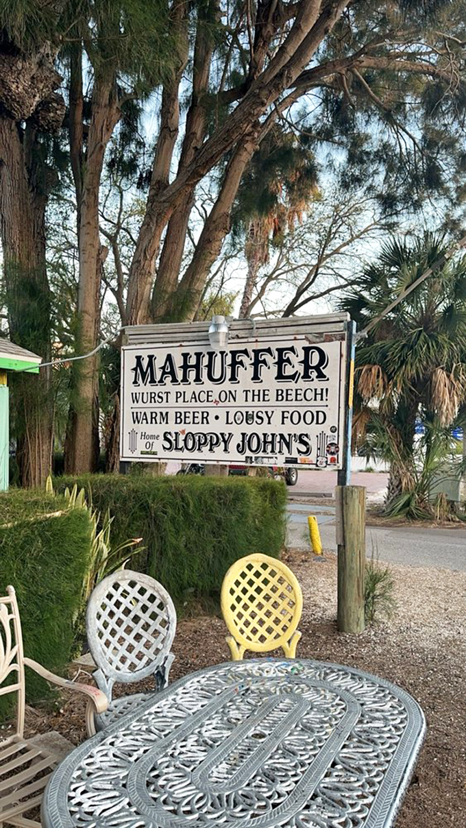 Warm beer and lousy food? Mahuffer's knows how to set expectations! This beach shack's honesty is as refreshing as a sea breeze.