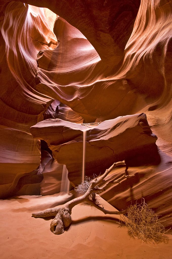 Light and shadow play hide-and-seek in this otherworldly corridor. It's like stepping into a Georgia O'Keeffe painting come to life!