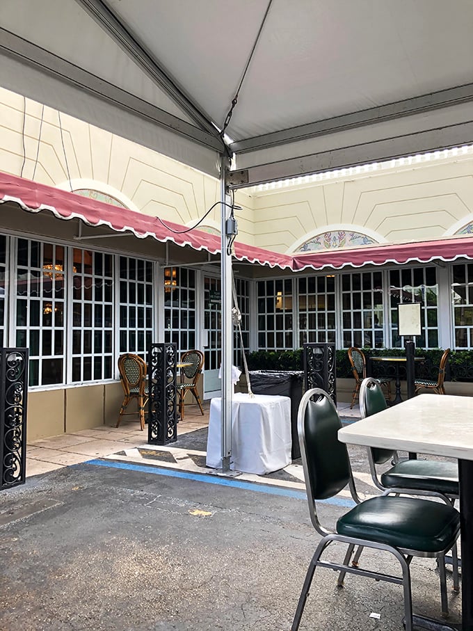 Al fresco dining with a side of people-watching. These outdoor seats are perfect for soaking up Miami's vibrant atmosphere.