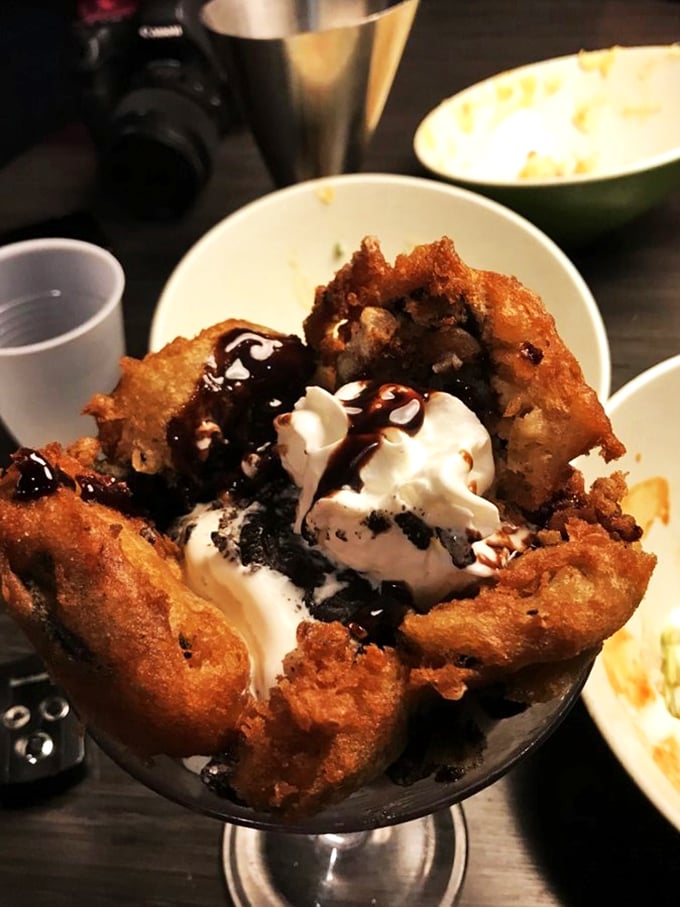 Sweet dreams are made of these! These deep-fried Oreos are like a carnival in your mouth – fun, indulgent, and guaranteed to put a smile on your face.