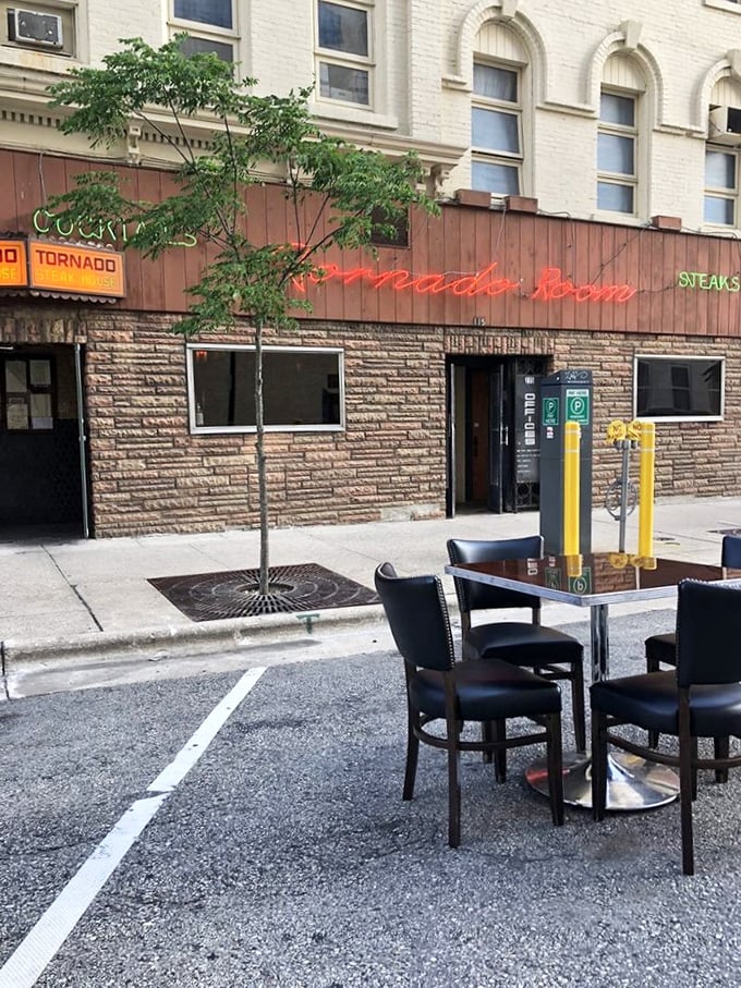 Alfresco dining with a side of people-watching. Who needs TV when you've got sidewalk theater?