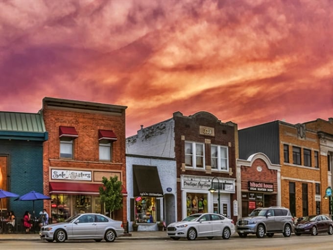 Rochester: Where history meets modernity. This Main Street is more charming than a puppy in a bowtie riding a unicycle.