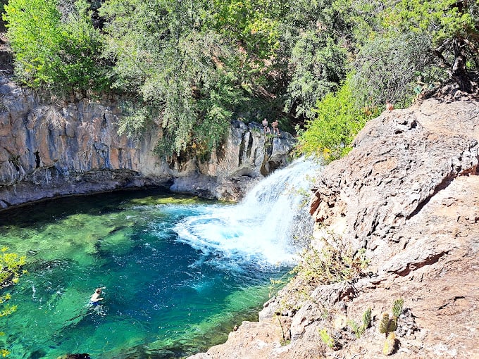 Crystal clear waters and lush greenery – Arizona's best-kept tropical secret!