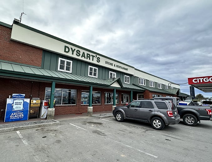 Part general store, part restaurant, all delicious! Dysart's is the Swiss Army knife of dining establishments.