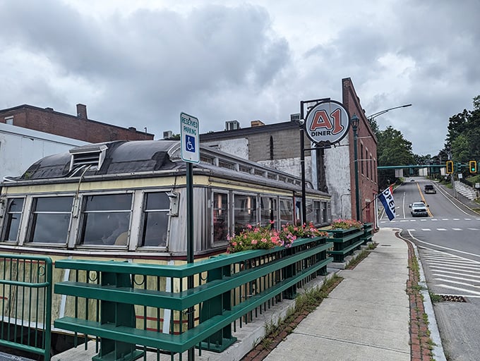 Chrome dreams and comfort food! The A1 Diner is like stepping into a time machine with really good coffee.