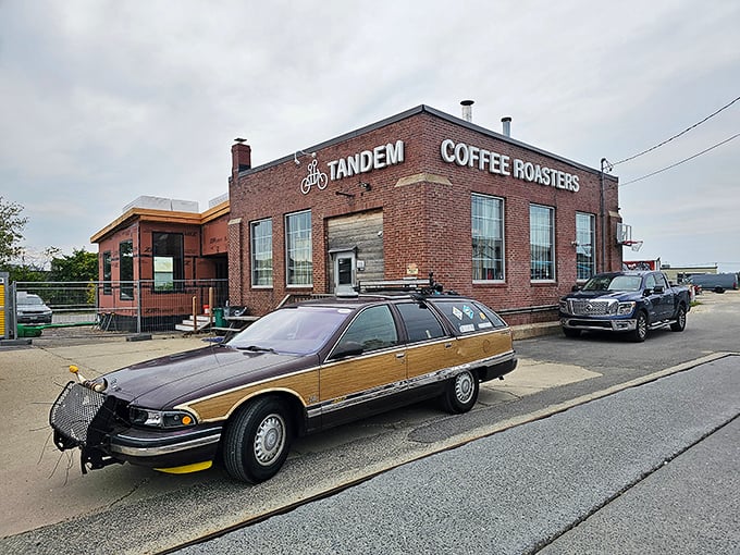 Industrial chic meets coffee geek. This brick beauty houses some serious bean-roasting magic.