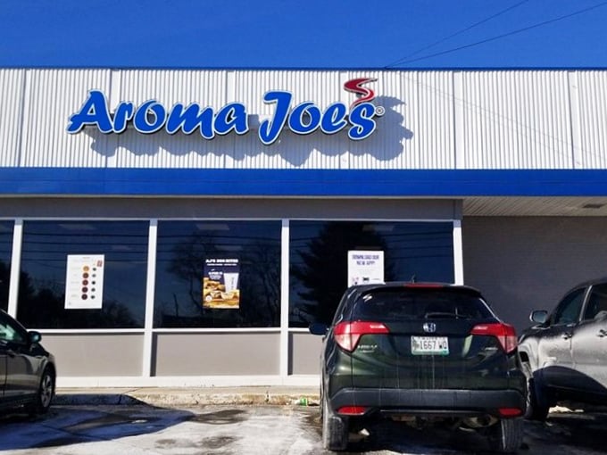 Blue building, bold brews. Aroma Joe's stands out in more ways than one.