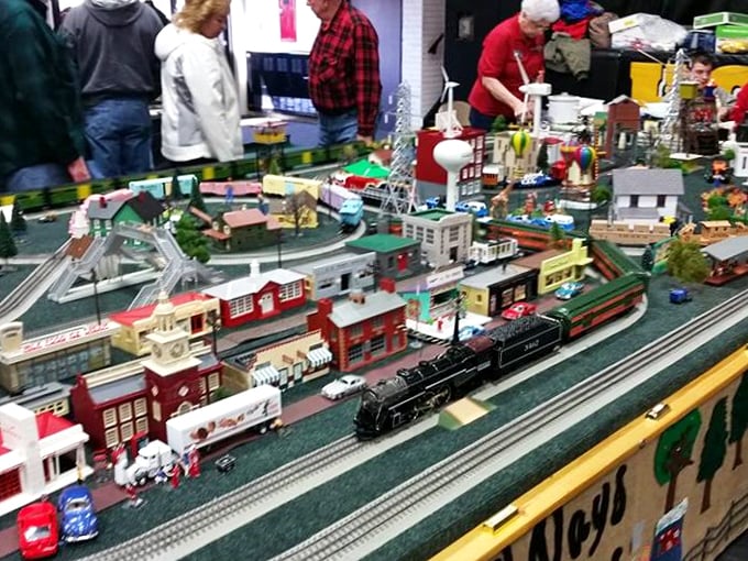 Honey, I shrunk the railroad! This pint-sized paradise is where train dreams come true, one tiny track at a time.