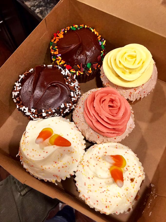 Cupcake bouquet or edible art? These frosted wonders are so pretty, you almost don't want to eat them. Almost.