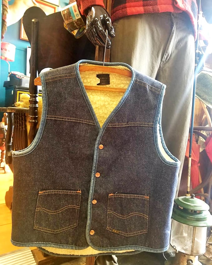 Marlon Brando, eat your heart out! This denim vest is ready for its close-up, or maybe just a cozy day of antiquing.