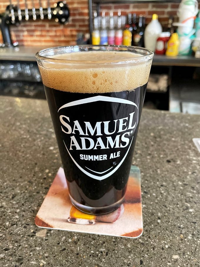 Forget the fountain of youth – we've found the pint of happiness! This Samuel Adams Summer Ale is sunshine in a glass, perfect for washing down comfort food.