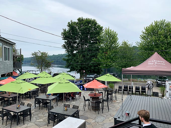 A view that's almost as delicious as the food! Dine al fresco with a side of scenery that'll have you saying, "I'll have what Mother Nature's having!"