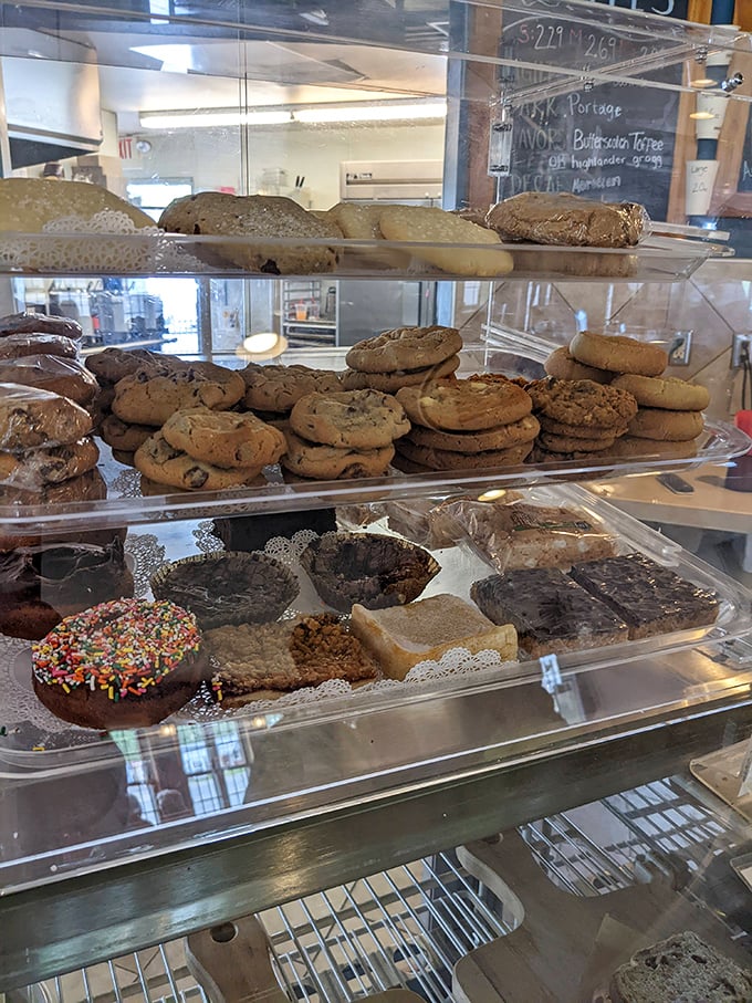 A pastry case that's part art gallery, part sugar rush. Michelangelo would've traded his paintbrush for a piping bag.