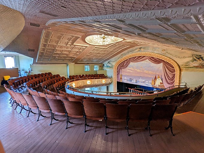 Broadway, eat your heart out! This charming opera house gives new meaning to the phrase 