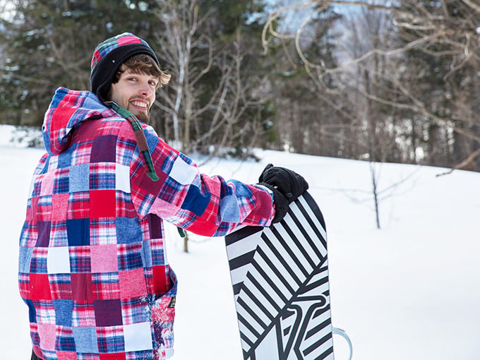 Snow problem! This vibrant jacket proves that staying warm doesn't mean sacrificing style. It's like a wearable fireside chat.