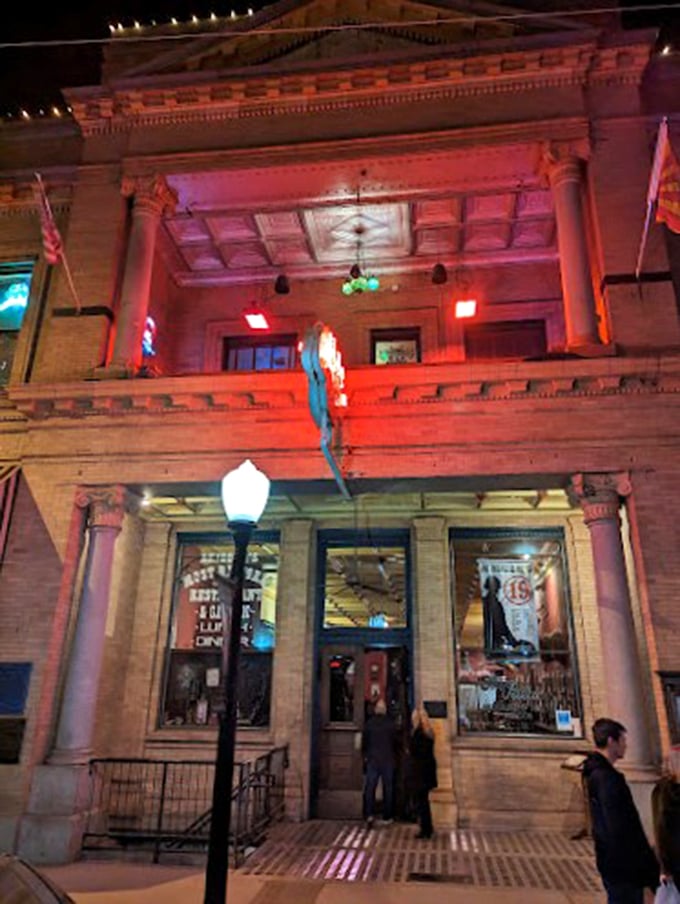 Prescott's Whiskey Row: Where the Old West still swings its saloon doors. Saddle up to the bar that survived fire, prohibition, and countless cowboy shenanigans.