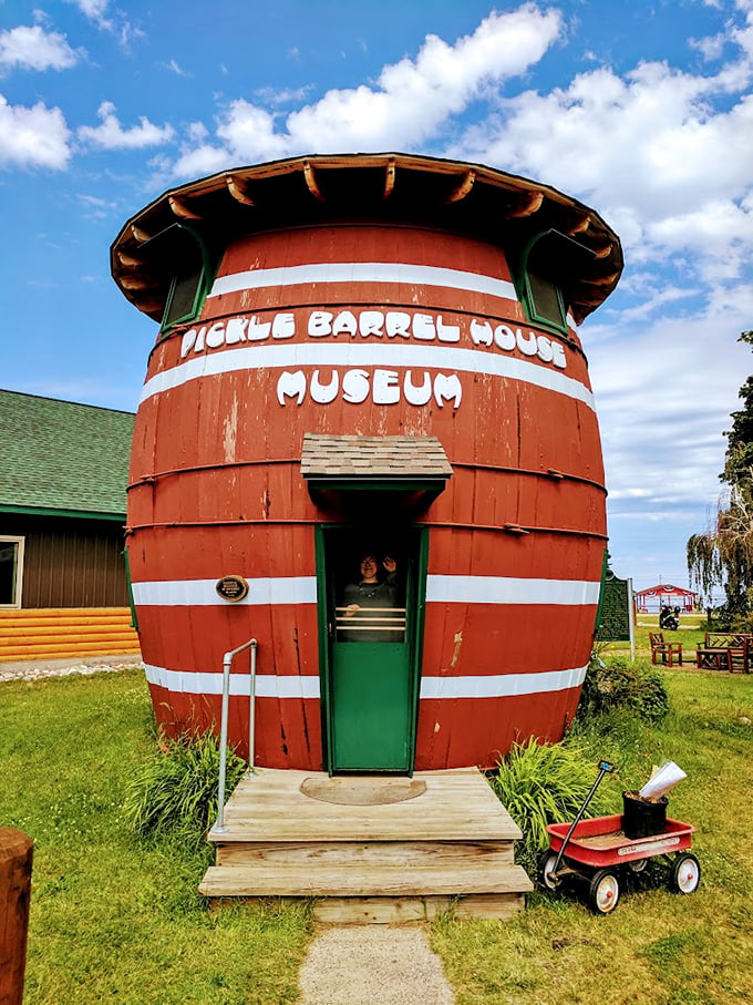 Who lives in a pickle under the trees? Not SpongeBob, but close! This barrel-shaped wonder is a real big dill in Grand Marais.