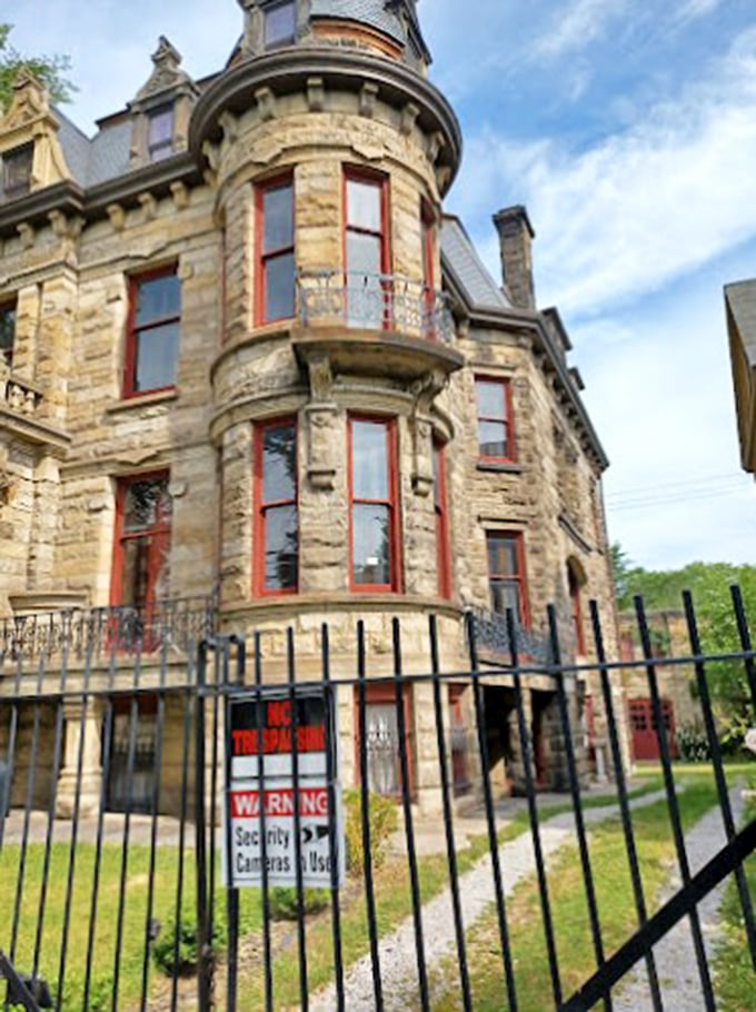 Victorian vibes with a vengeance: This stone mansion looks like it was built by the Addams Family's Midwest cousins.