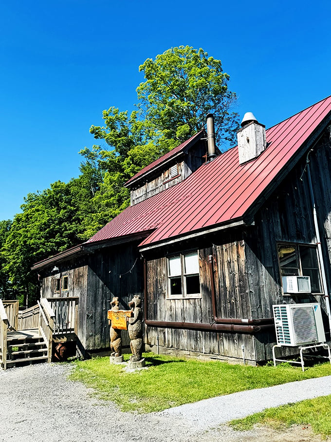 Part sugar shack, part flavor laboratory. This rustic wonderland will have you considering a maple-based diet faster than you can say 