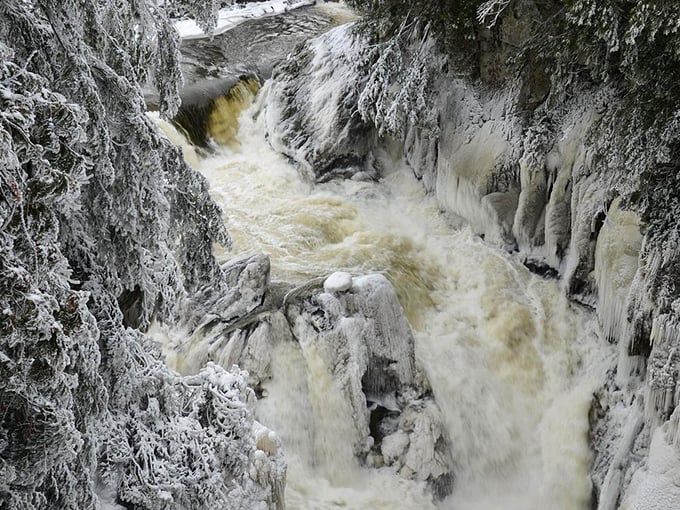 Big Falls lives up to its name. It's like someone turned the volume up to 11 on Mother Nature's water feature.