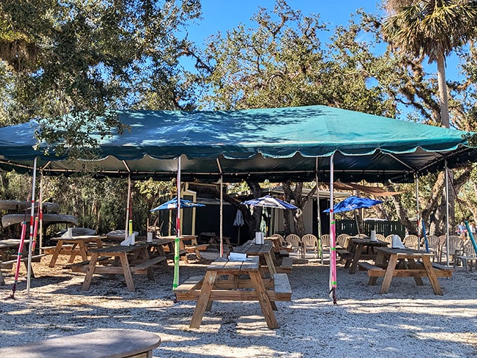 Al fresco dining, Florida-style. Where the breeze is as refreshing as the beer, and the company's always colorful.