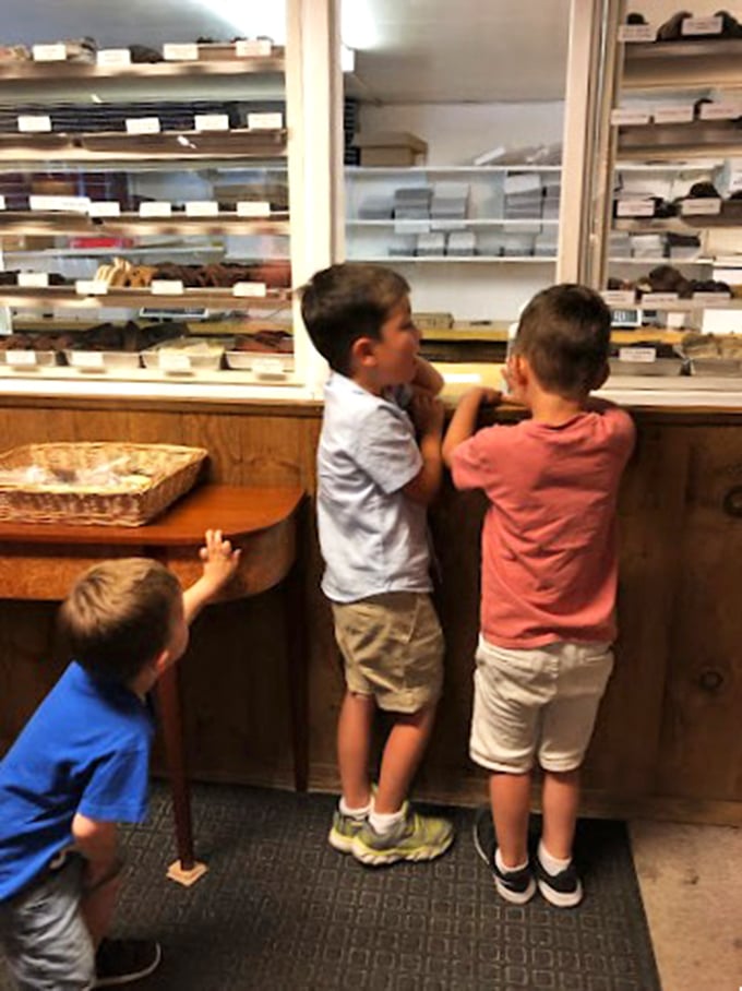 The ultimate kid test: Passed with flying colors! These little chocolate enthusiasts know a good thing when they taste it. Future food critics in the making?