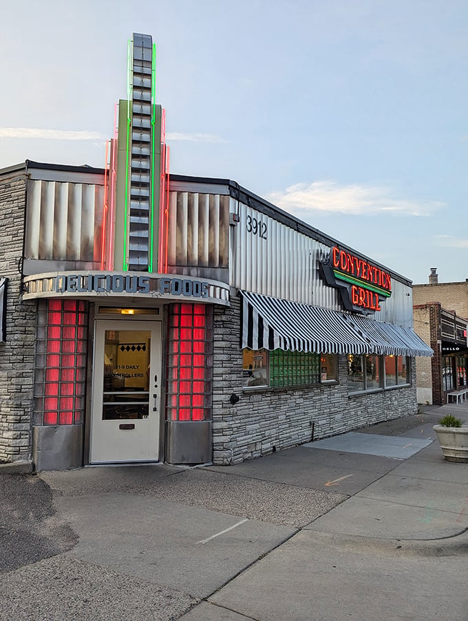 Convention Grill: Flipping burgers and serving smiles since 1934. This Edina institution is where comfort food goes for comfort.