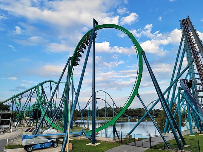 Release the Kraken! This floorless coaster lets your feet dangle like bait for a mythical sea monster.