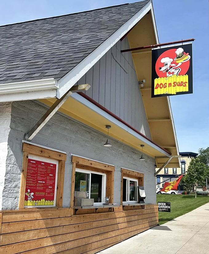 Dog n Suds Drive-In: Where root beer dreams come true! This A-frame wonder is serving up shakes that'll make your taste buds do the twist.