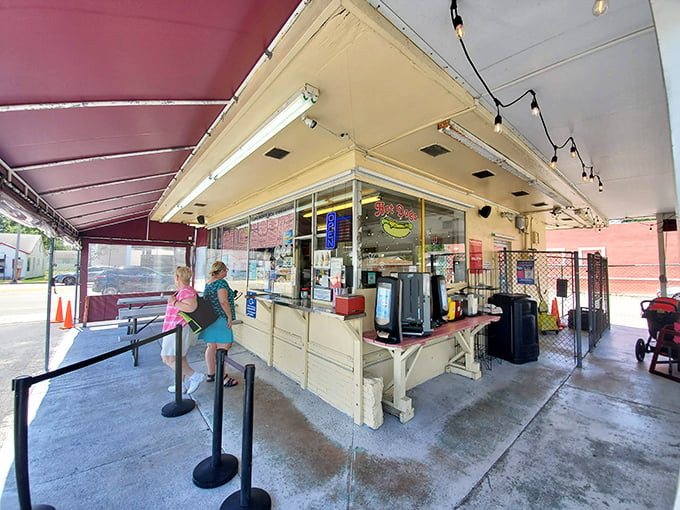 The outdoor counter: where summer dreams are made. It's like a lemonade stand grew up and got its PhD in deliciousness.