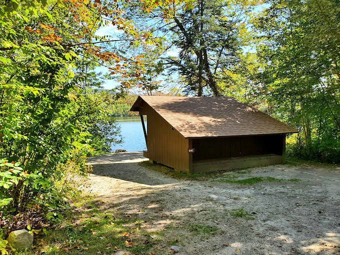 Lakeside luxury, cabin-style: Your personal treehouse with a view. It's like "Little House on the Prairie" got a modern makeover.