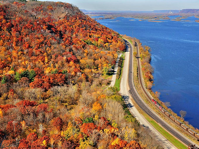 Autumn's fashion show on full display. Mother Nature struts her stuff in a dazzling array of reds and golds. Photo credit: Thomas E