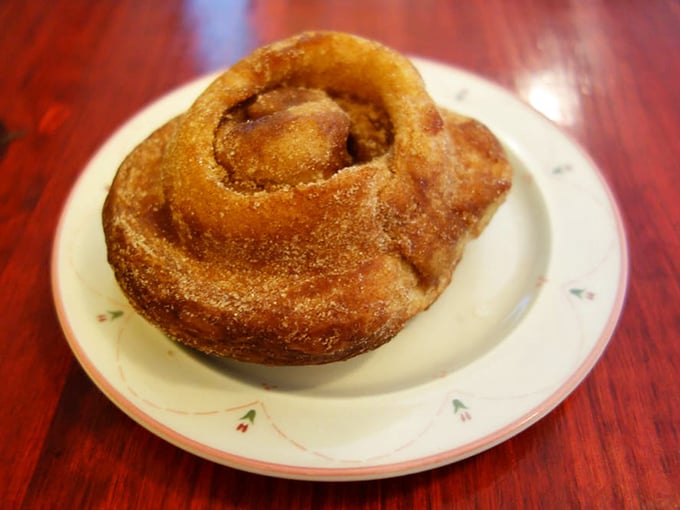 Cinnamon swirl sensation! This morning bun looks like it could give any cinnamon roll a run for its money. Ooey, gooey, and oh so tempting.