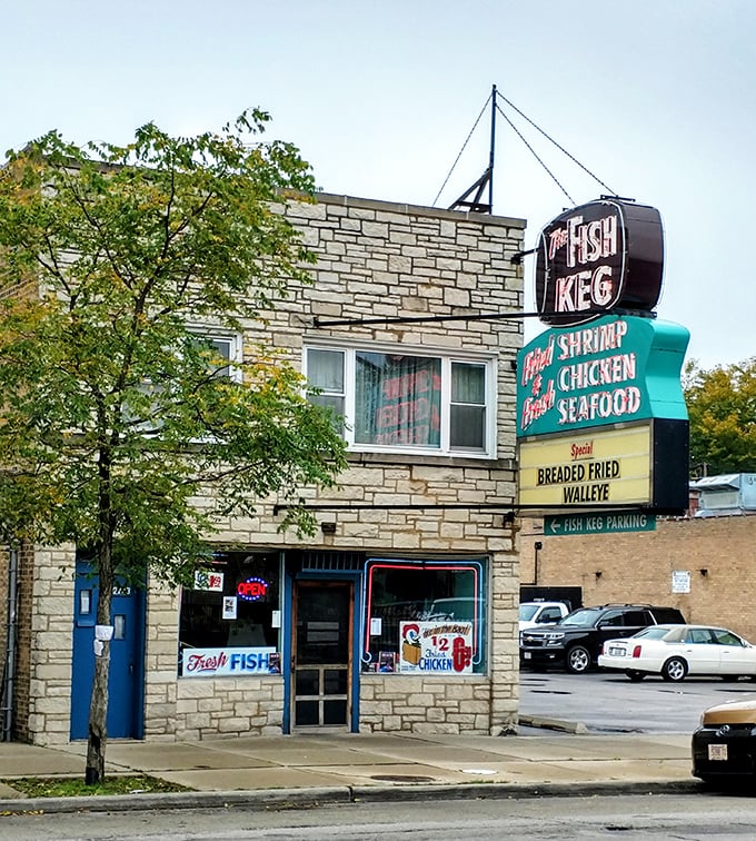 "Fish Keg: Where seafood dreams come true!" This retro sign promises a crispy, golden feast that'll make your taste buds dance.