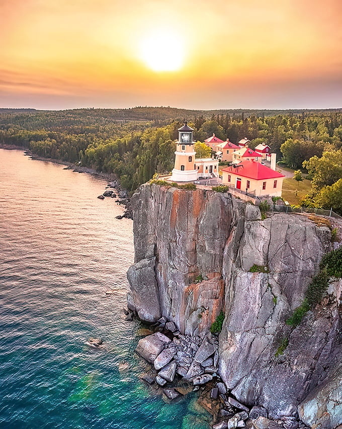 Sunset perfection! Split Rock Lighthouse stands sentinel over Lake Superior, a postcard come to life that'll make your Instagram followers green with envy.