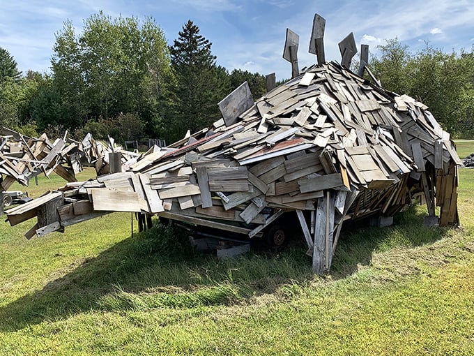 Welcome to Jurassic Junk! This wooden wonder looks like a dinosaur had a wild night with a lumber yard. Prehistoric meets DIY in Vermont's quirkiest attraction.